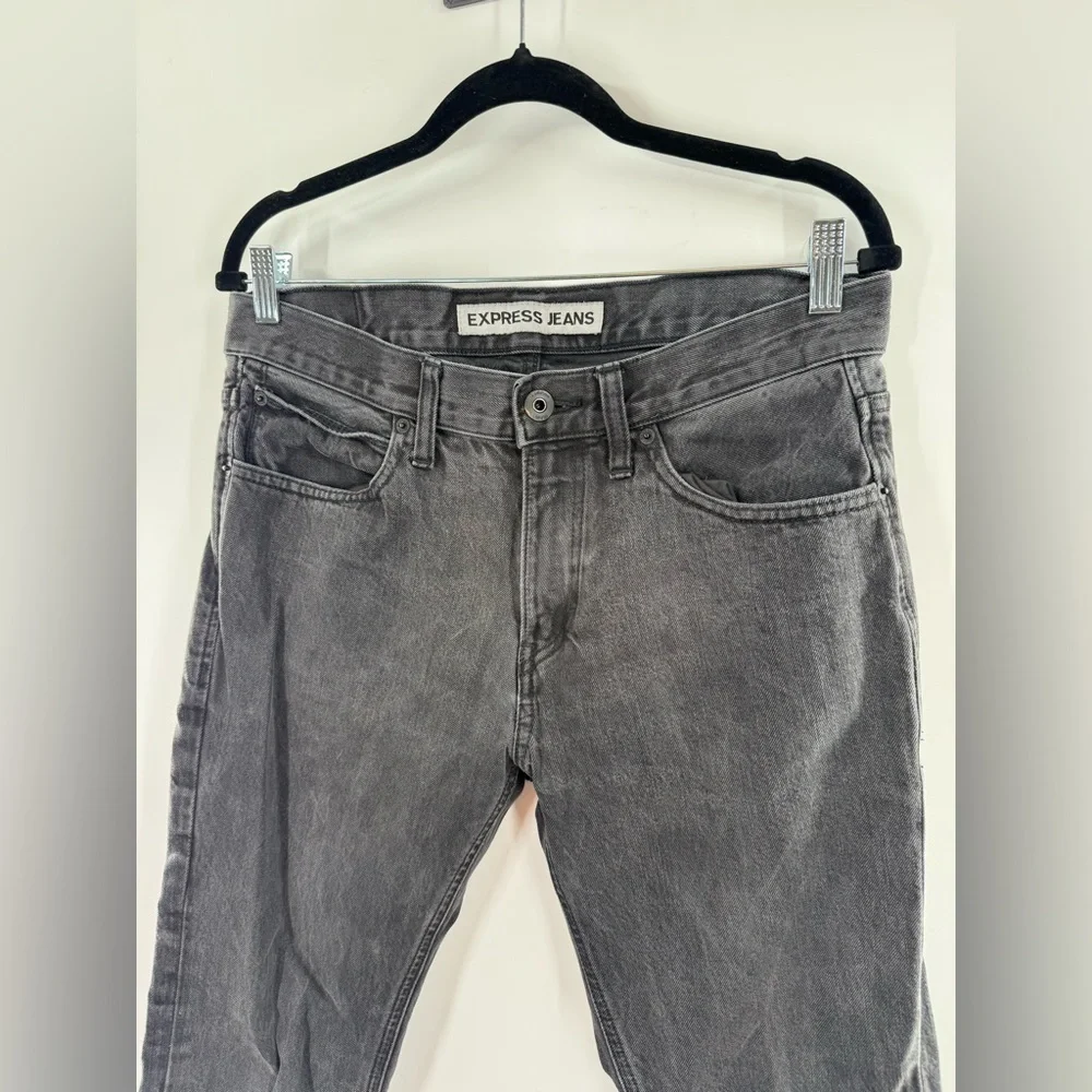 EUC Express Jeans Rocco Slim Leg Jeans